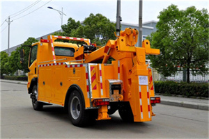 兴宁区高速路拖车费