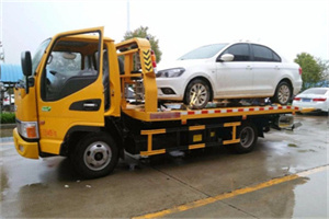 兴宁区附近拖车救援24小时服务热线