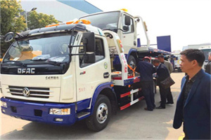 兴宁区汽车道路救援拖车价格